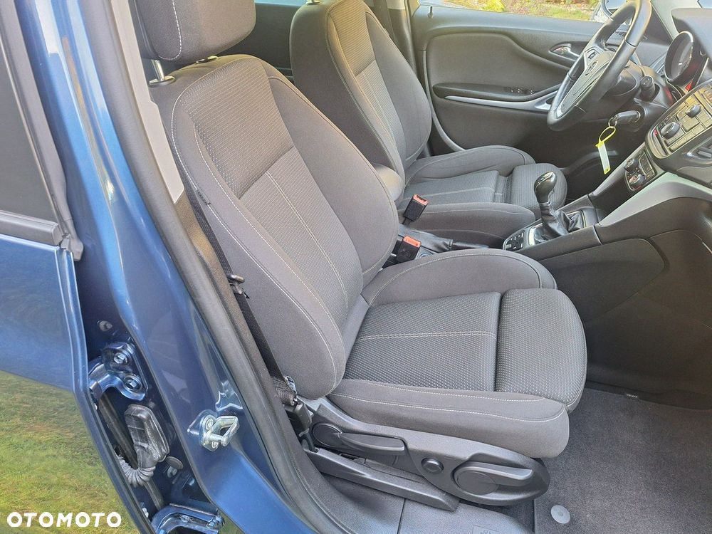 Opel Zafira - 11