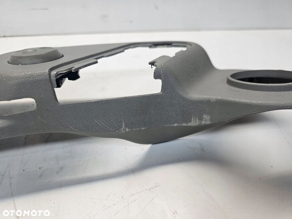 OSŁONA ZAŚLEPKA FOTELA PRAWA AUDI A6 C6 2100036R - 4