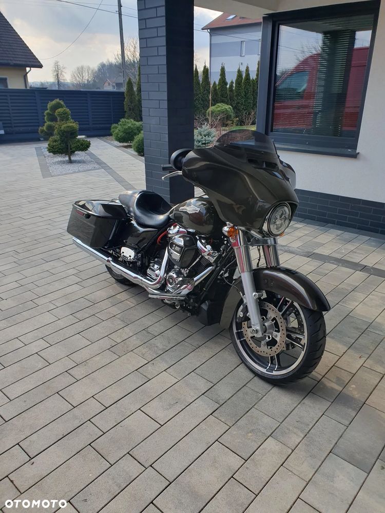 Harley-Davidson Touring Street Glide - 6