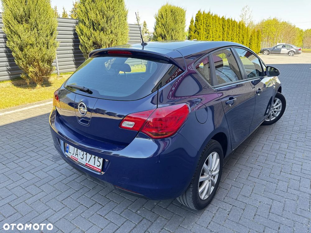 Opel Astra 1.4 EcoFLEX Edition - 2