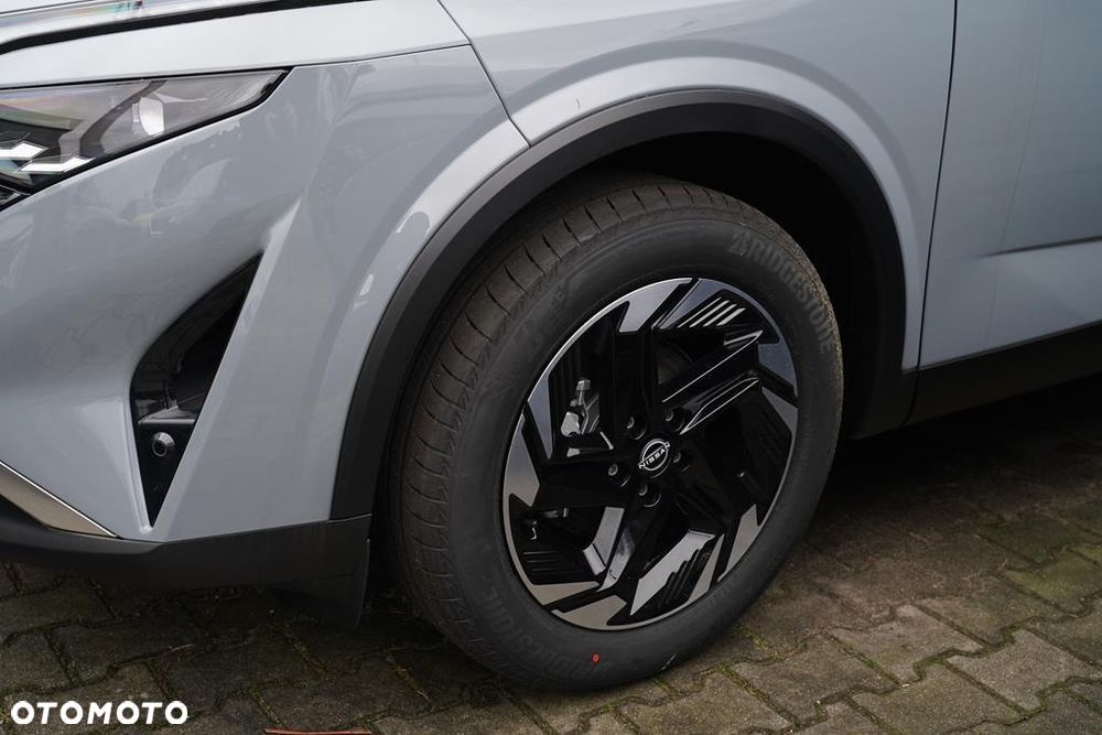 Nissan Qashqai 1.3 DIG-T MHEV N-Connecta Xtronic - 27