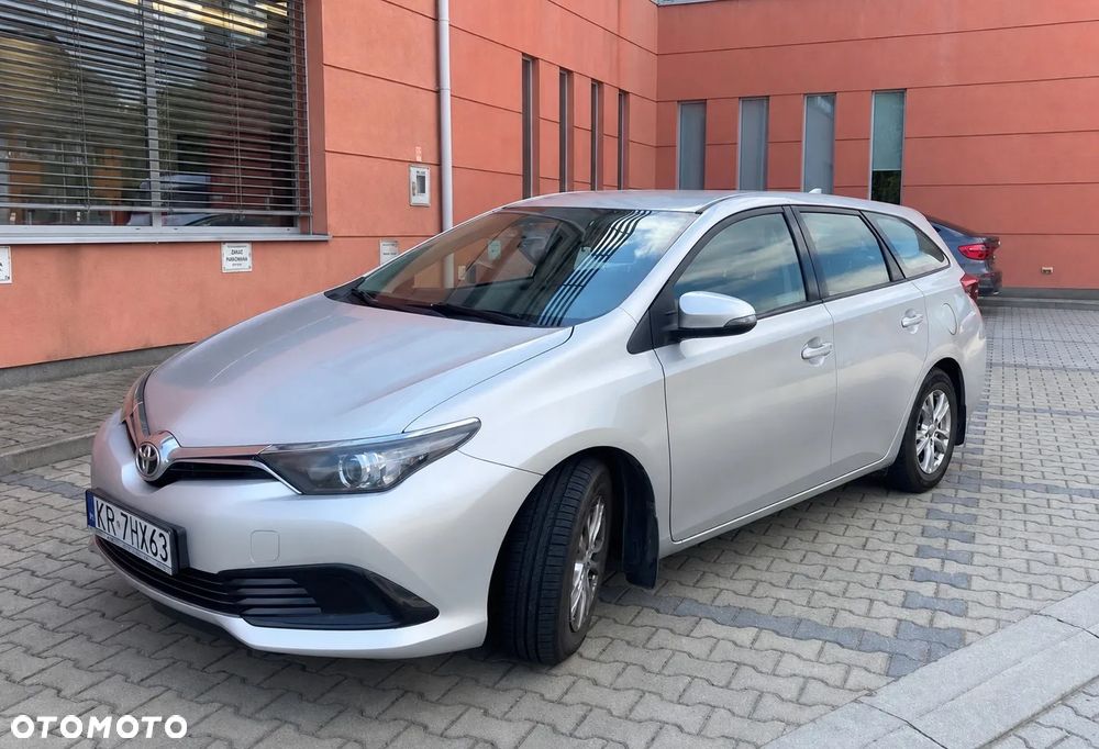 Toyota Auris 1.4 D-4D Active - 1