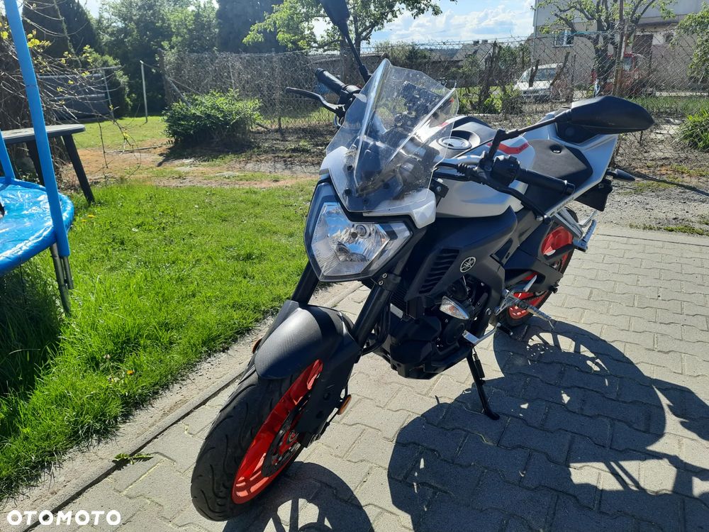 Yamaha MT - 3