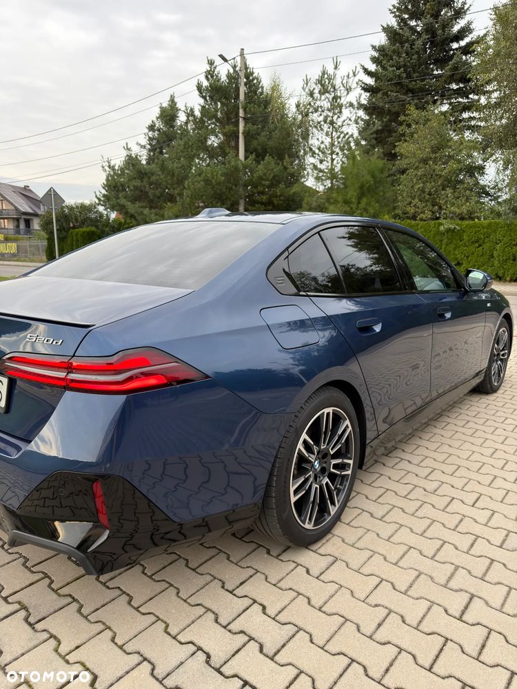 BMW Seria 5 520d xDrive mHEV M Sport - 15