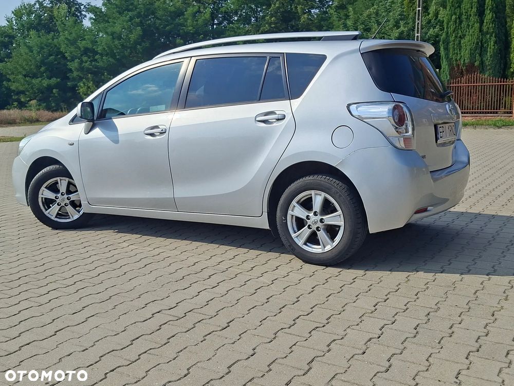 Toyota Verso 2.0 D-4D Sol plus - 5