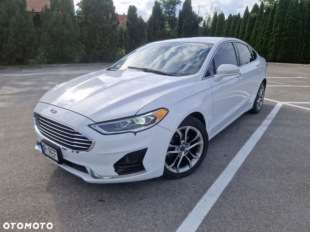 Ford Fusion - 8