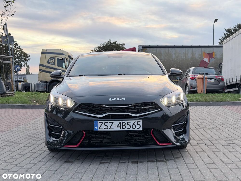 Kia ProCeed 1.6 T-GDI GT DCT - 3