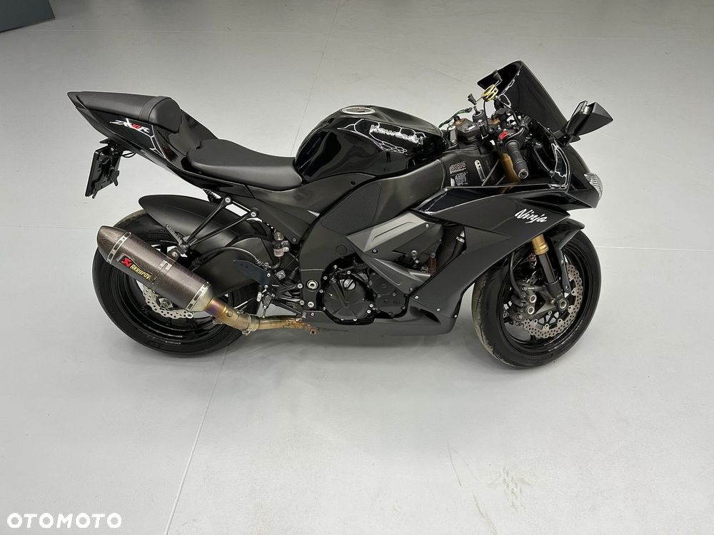 Kawasaki ZXR - 17