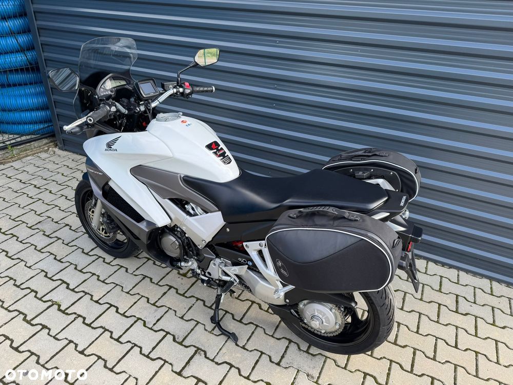 Honda VFR - 5