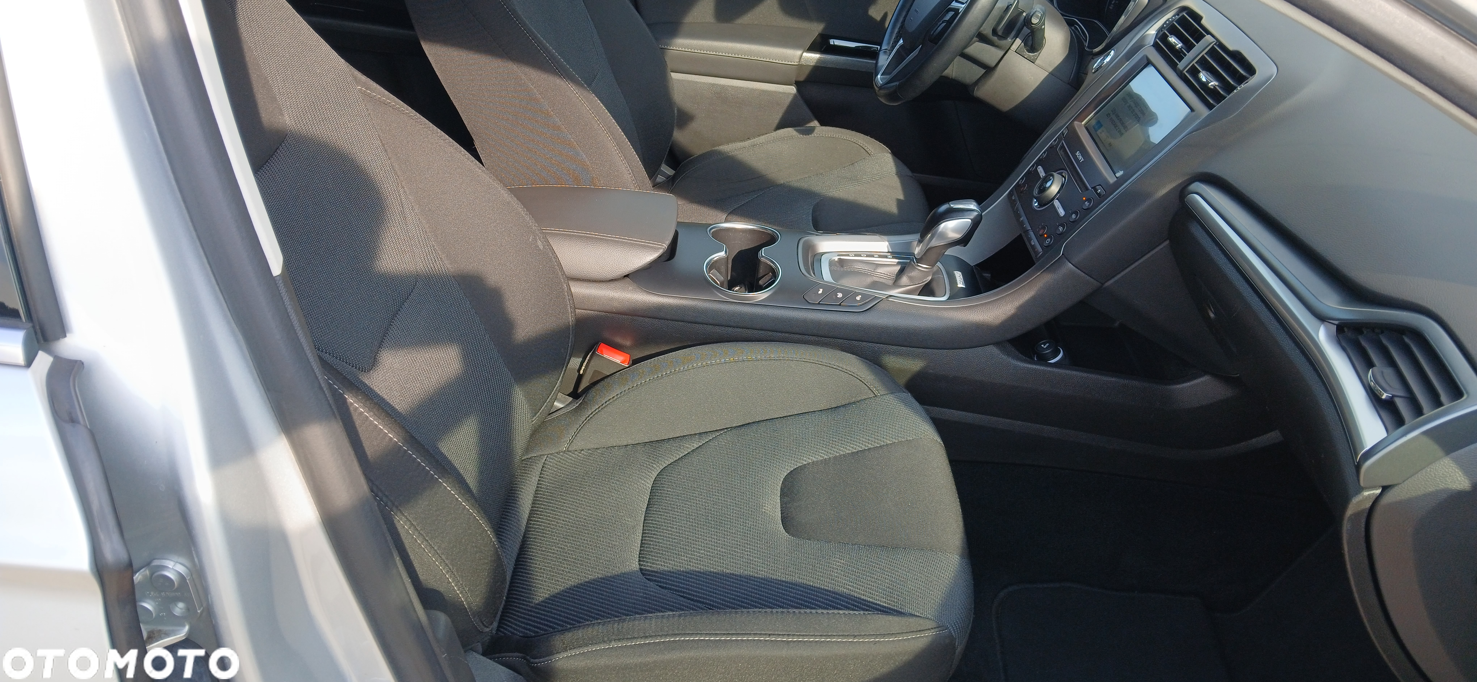 Ford Mondeo 2.0 EcoBlue Titanium - 29
