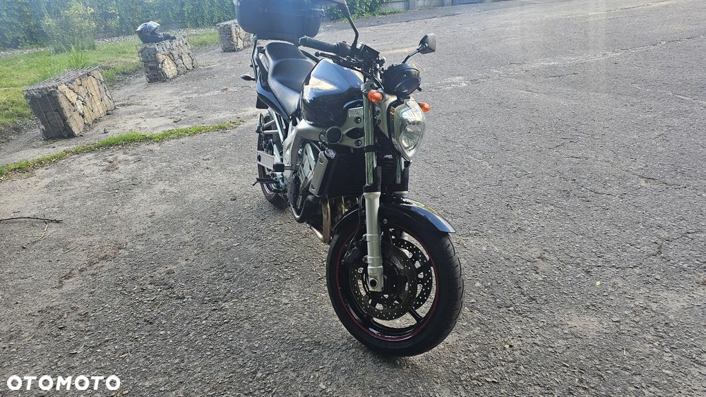 Yamaha FZ6 - 5