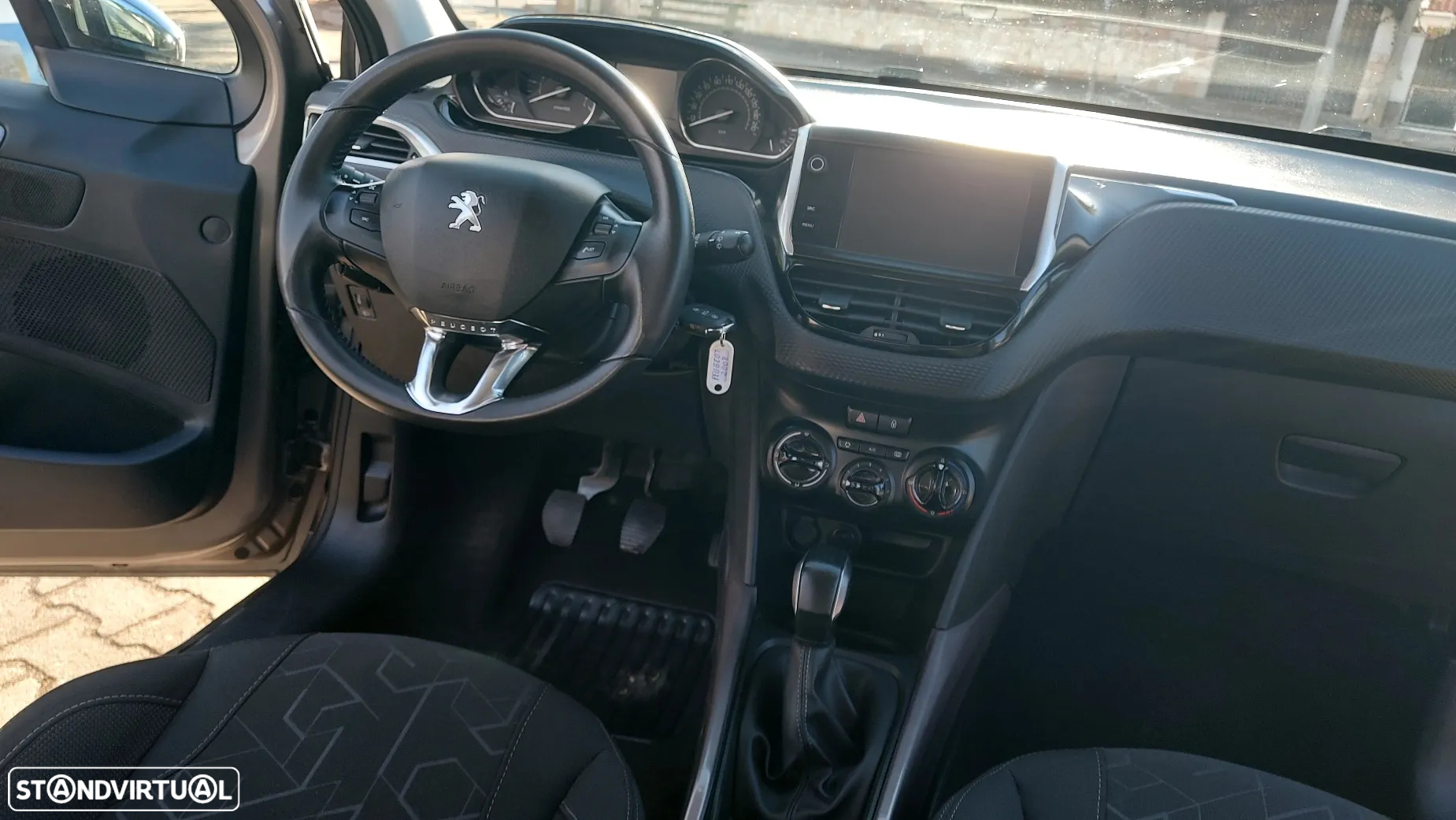 Peugeot 2008 PureTech 82 Style - 10