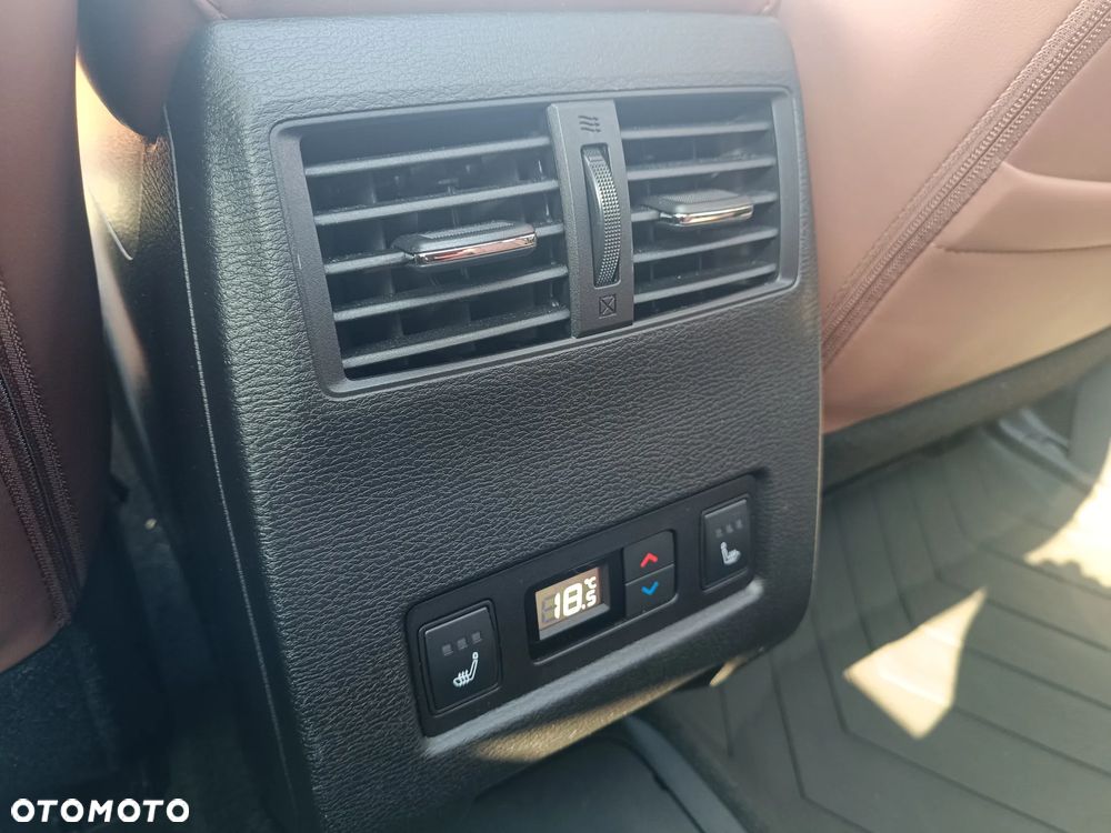 Mitsubishi Outlander Instyle Plus - 37