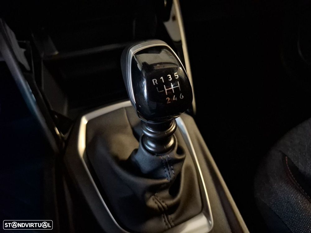 Peugeot 208 1.2 Edition - 18