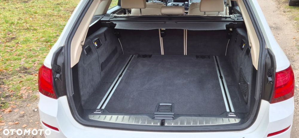 BMW Seria 5 520d xDrive Luxury Line - 14