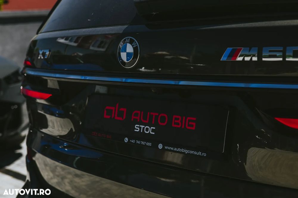 BMW X7 M60i xDrive AT MHEV - 15