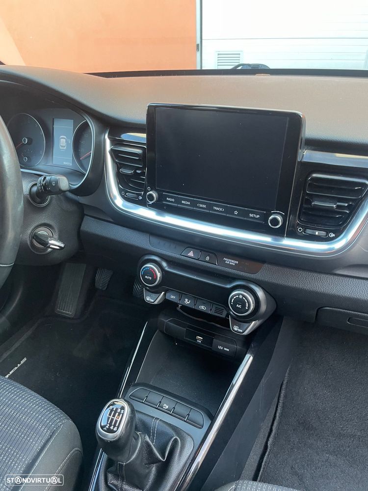 Kia Stonic 1.0 T-GDI Drive - 15