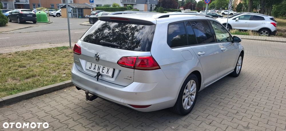 Volkswagen Golf 1.6 TDI DPF BlueMotion Technology DSG Comfortline - 5