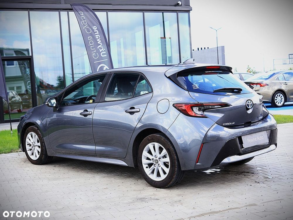 Toyota Corolla - 4
