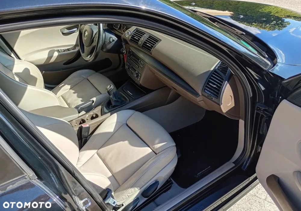 BMW Seria 1 120i - 9