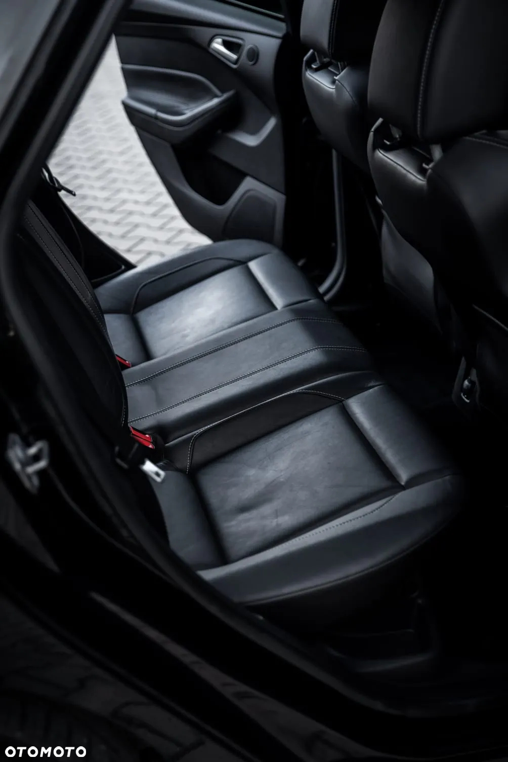 Ford Focus 2.0 EcoBoost ST mit Leder-Sport-Paket - 27