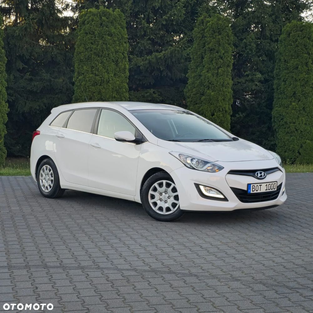 Hyundai i30 blue Kombi 1.6 GDi Passion - 10