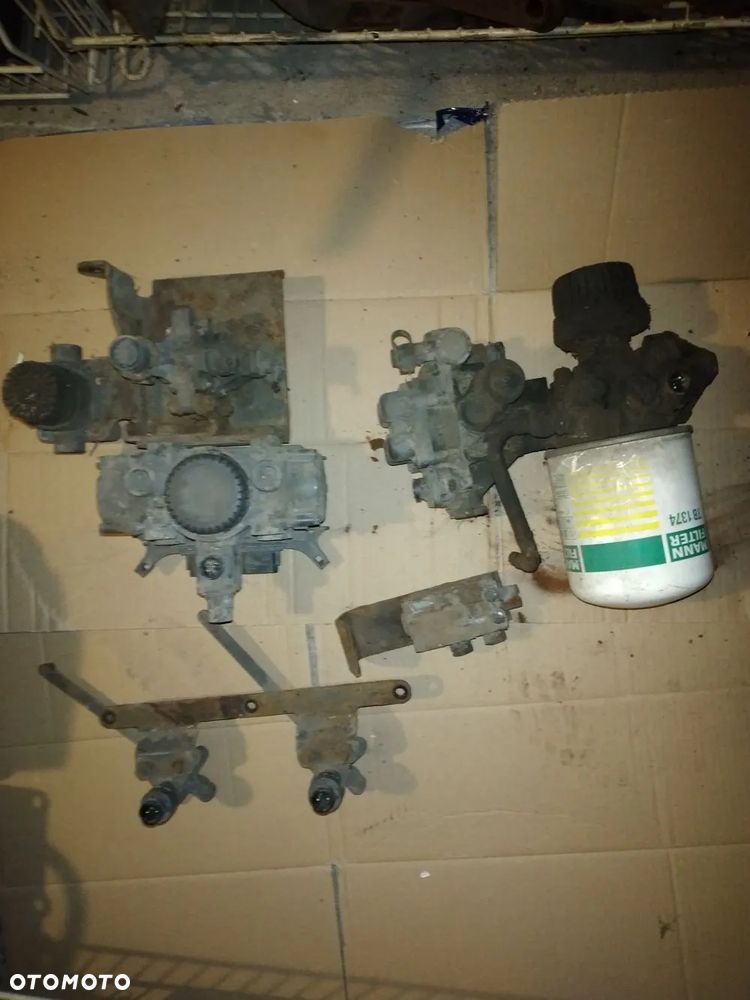 Mercedes Atego r2008r 818 błotnik przód tył 17,5cala lusterka wał elektryka stopień i inne - 11