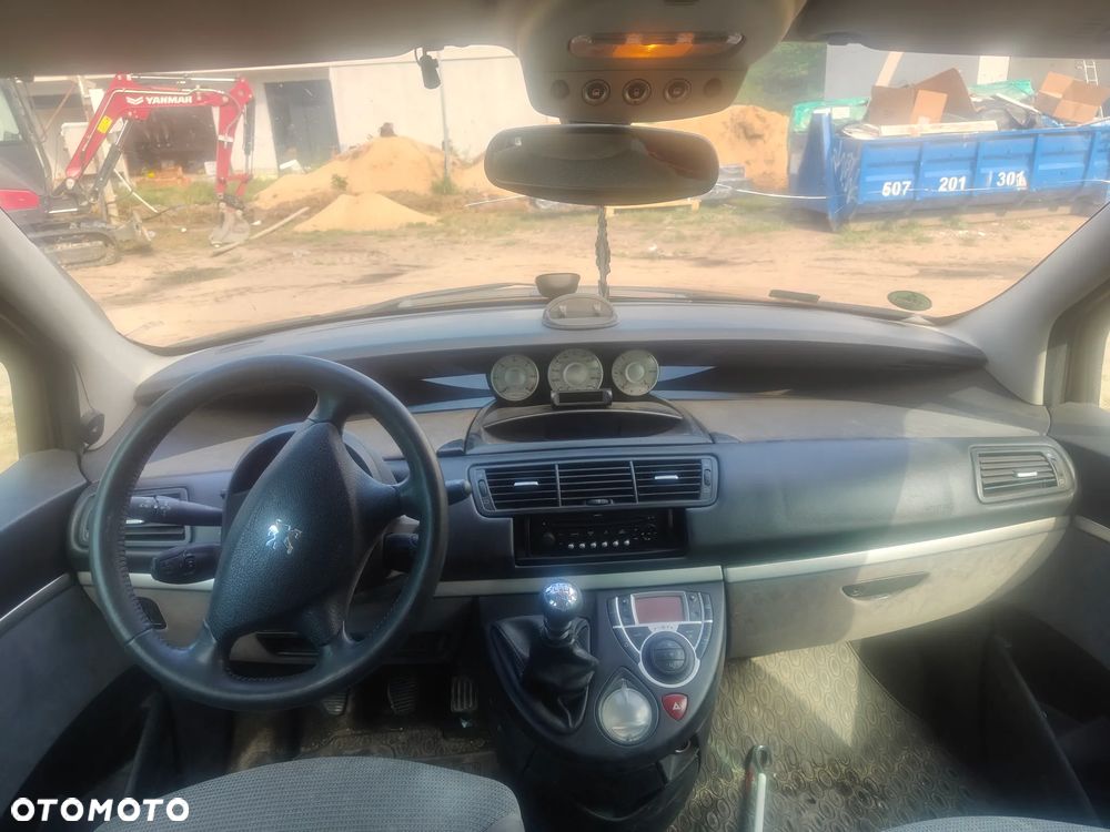 Peugeot 807 2.0 HDi Premium - 4