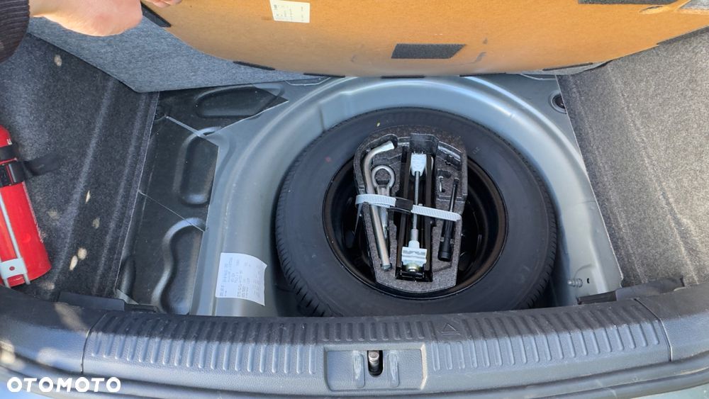 Volkswagen Polo 1.6 TDI DPF Trendline - 19