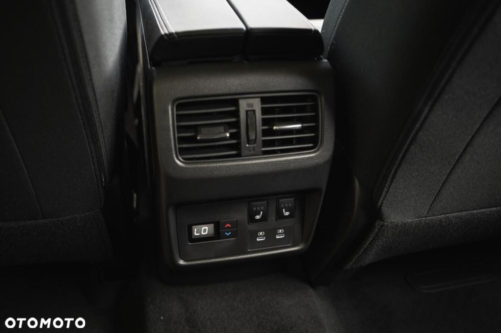 Nissan X-Trail - 25
