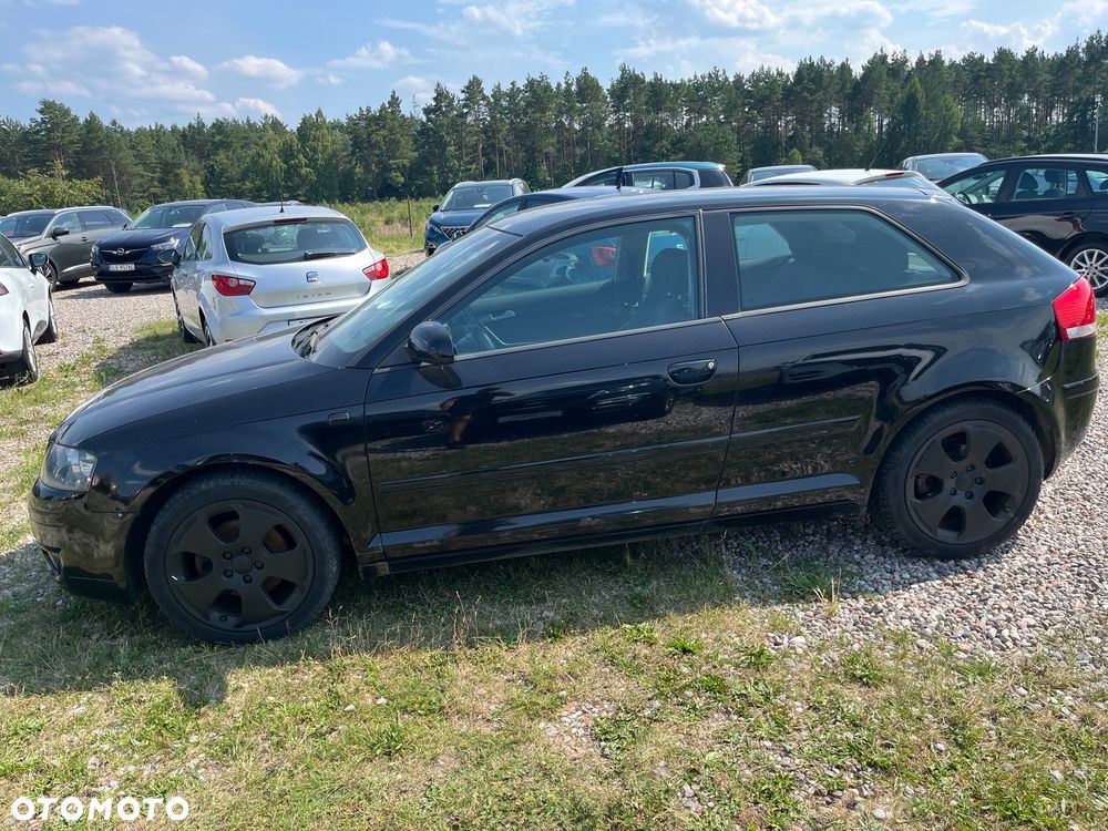 Audi A3 3-drzwiowe 1.6 S Line Sportpaket plus - 2
