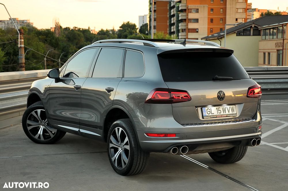 Volkswagen Touareg 3.0 V6 TDI BMT - 3