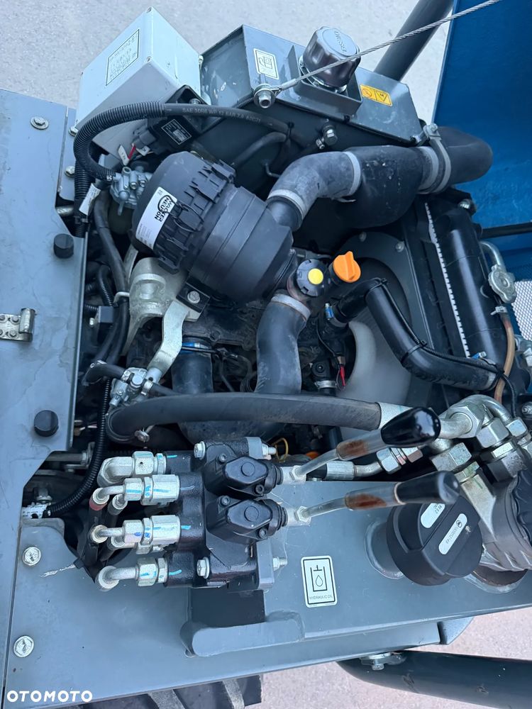Wacker Neuson 1001 Wozidło Budowlane Rolnicze 4x4. Ładowność 1 tona. Wysokie podnoszenie+KIPER Wysoki! Sprowadzone z Norweskiej szkółki roślinnej. Maszyna Jak Nowa z Salonu 665 mtg. 2023 roku. Ani Deka luzów czy wycieków. Silnik Yanmar 3cyl. Potężna moc a maszyna bardzo mała i zwinna. Szybka wolna jazda. Oświetlenie rozbudowane. Wielka Okazja!  Jazda Rewers. Hydrostatic! Opony jak Nowe! - 10