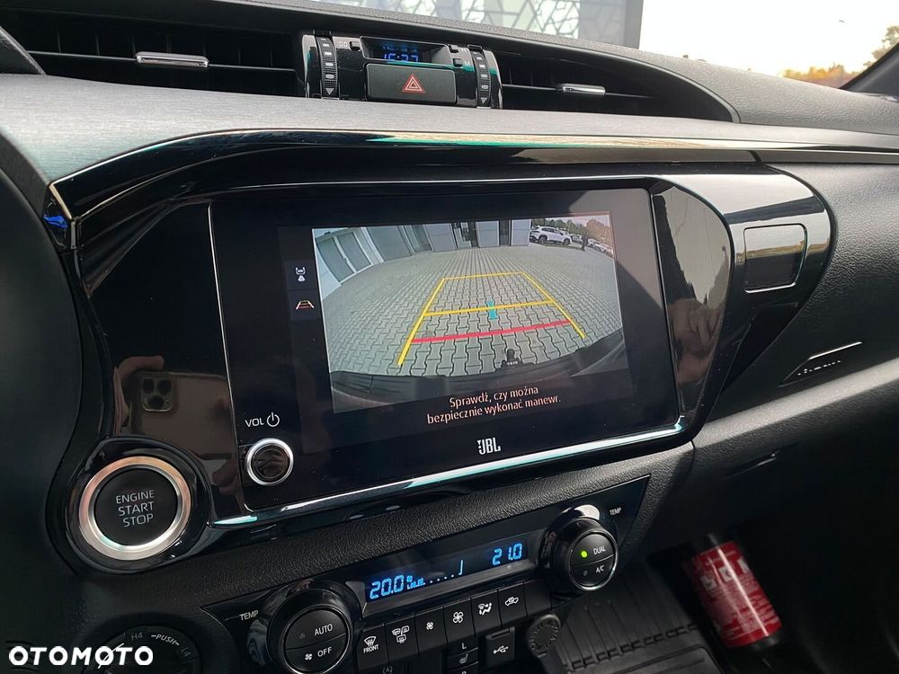 Toyota Hilux 2.8 D-4D mHEV Double Cab Invincible 4x4 - 18