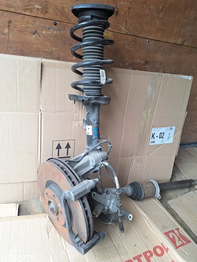 lynk&co 01 phev hybrid zwrotnica amortyzator piasta    zawieszenie prawe demontaz super stan - 1