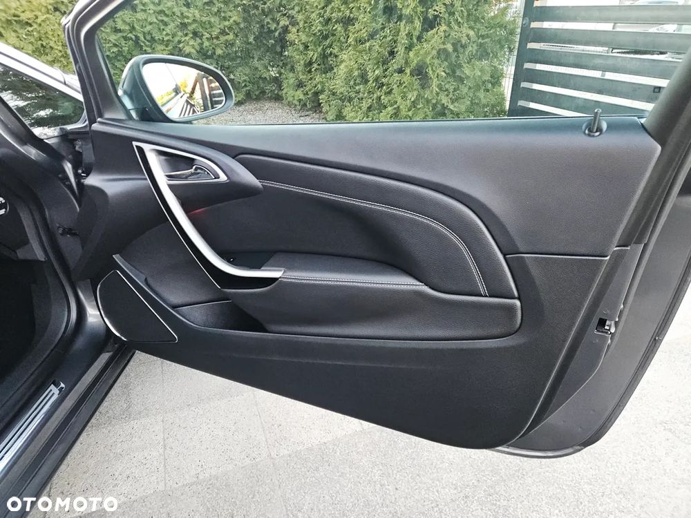 Opel Astra 1.6 T Sport - 38