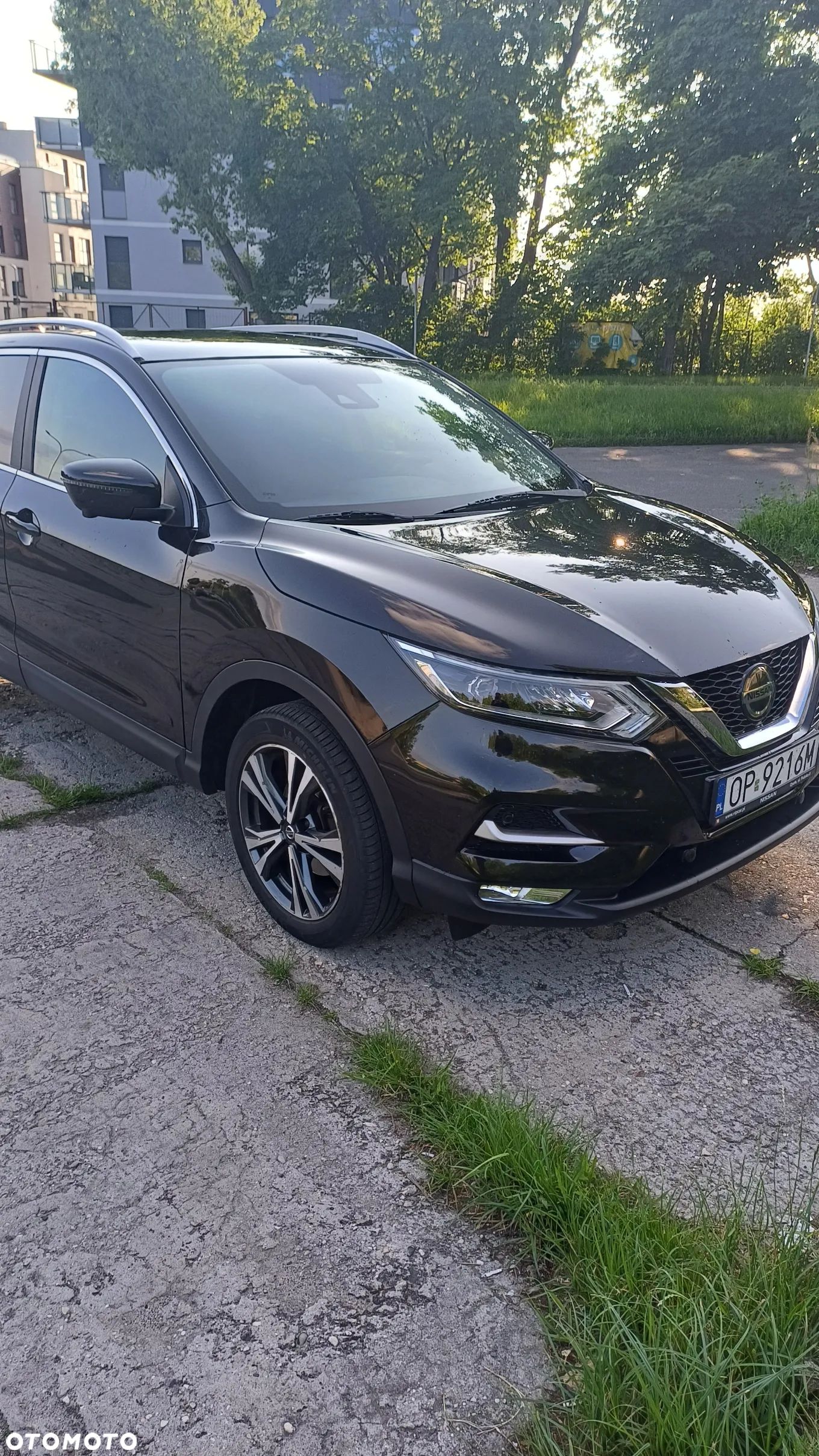 Nissan Qashqai 1.3 DIG-T N-Connecta - 1