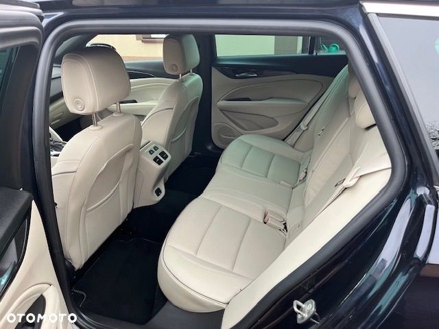 Opel Insignia 1.6 CDTI Cosmo - 12