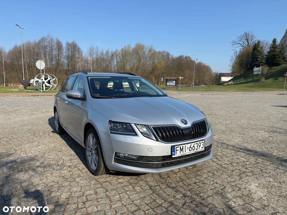 Skoda Octavia 2.0 TDI Style DSG - 2
