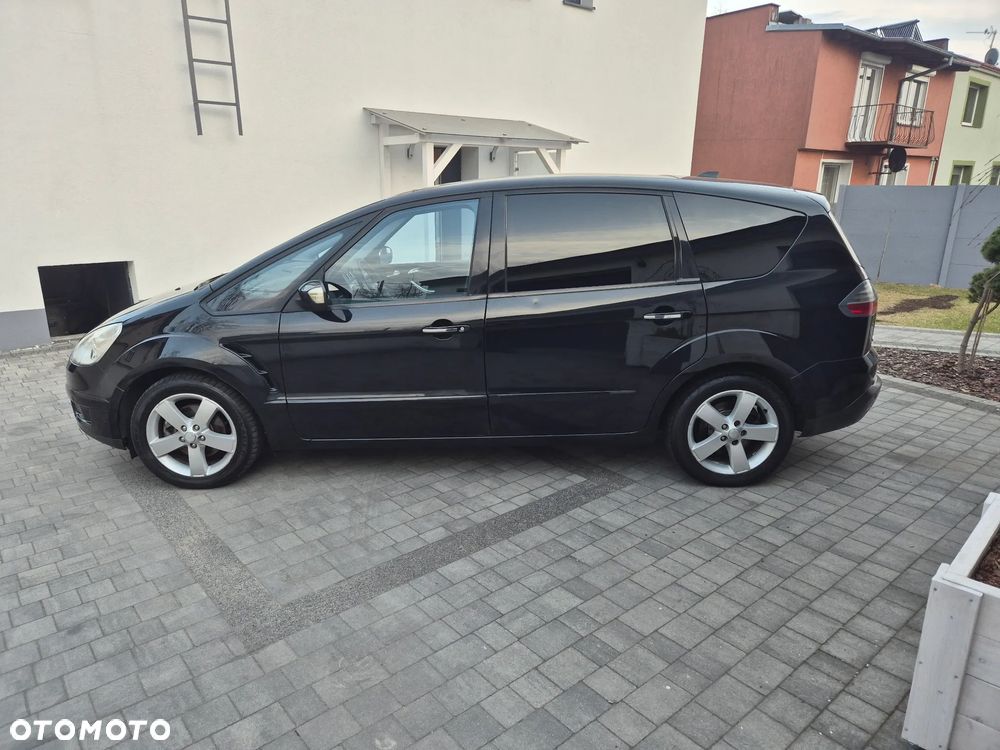 Ford S-Max - 9
