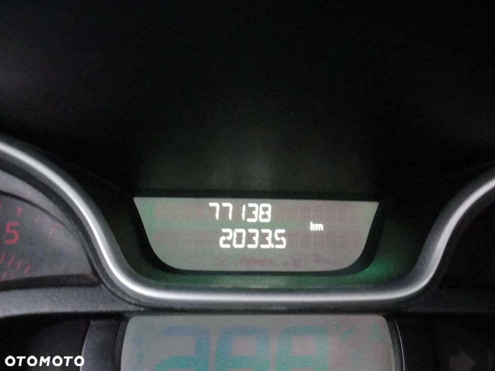 Renault Trafic - 9