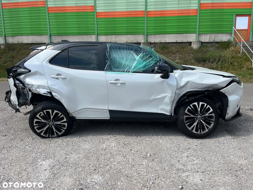 Toyota Yaris Cross Hybrid 1.5 Executive AWD - 6