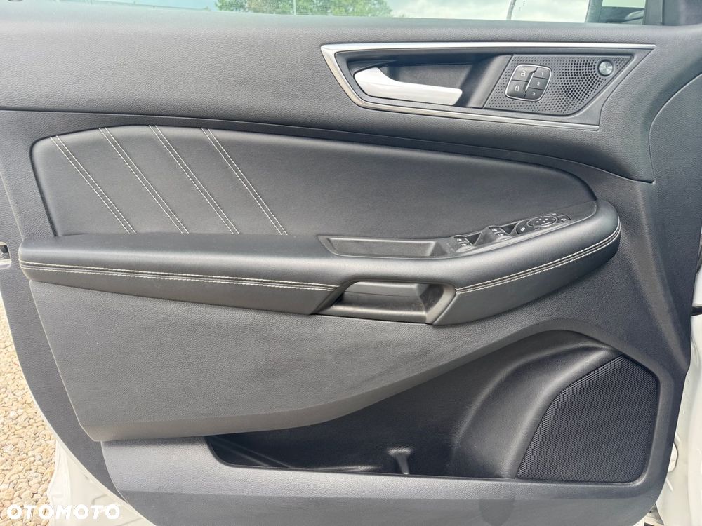 Ford Edge - 12