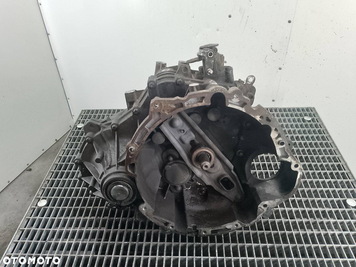 SKRZYNIA BIEGÓW MANUALNA SMART FORFOUR I PMN130195  717473 1.5 D - 1