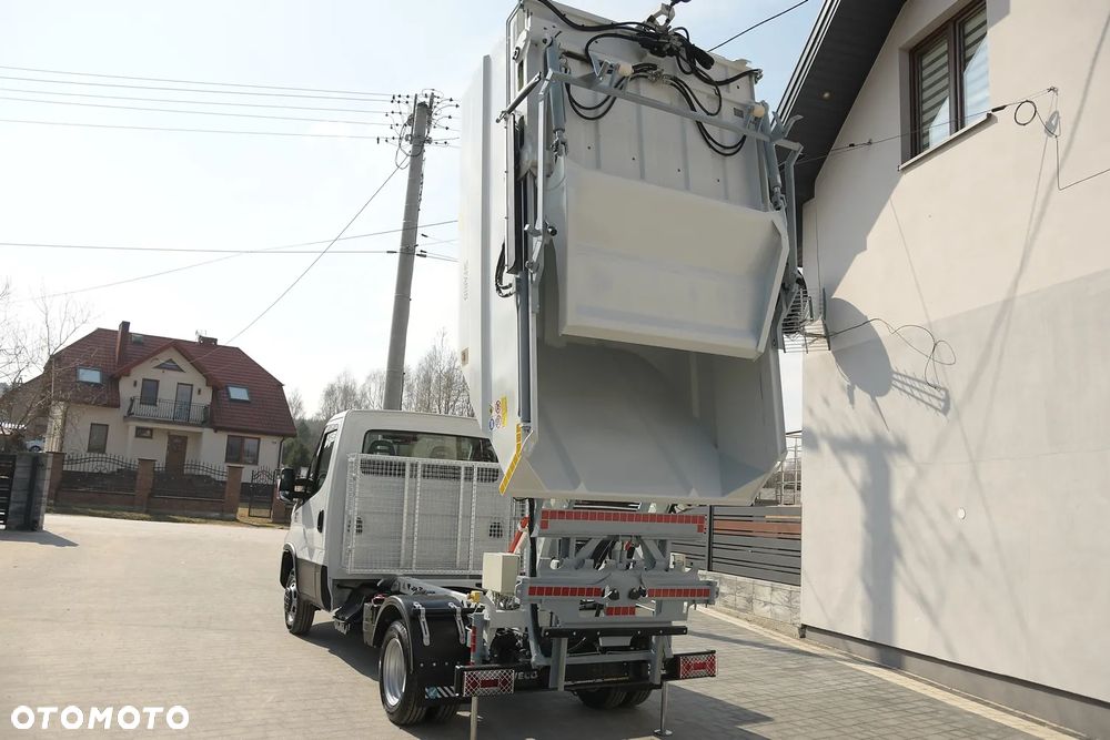 Iveco DAILY 35-NP * 3.0 Benzyna + GAZ CNG * ŚMIECIARKA / ŚMIECIARA *  62 000km! * KAMERA * JAK NOWY! - 32