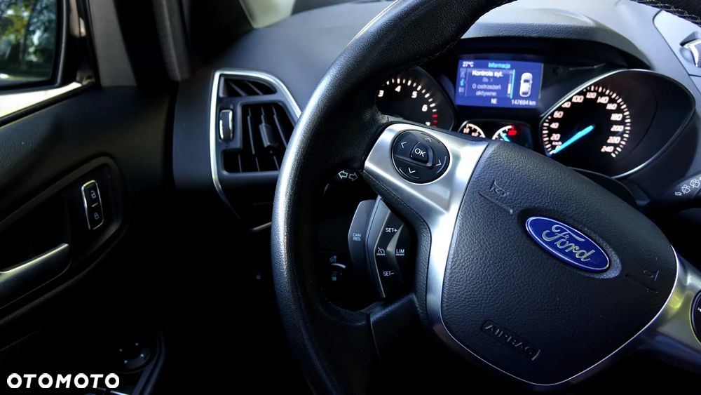 Ford Kuga 1.5 EcoBoost 2x4 Titanium - 15