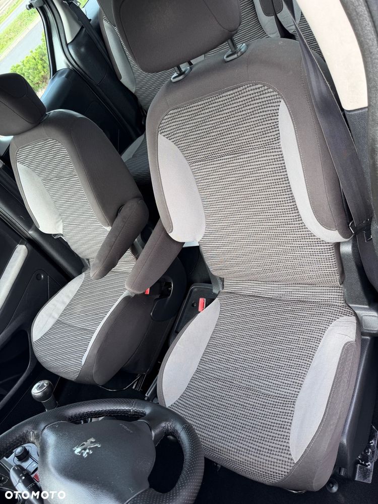 Peugeot Partner 1.6 HDi Outdoor - 26