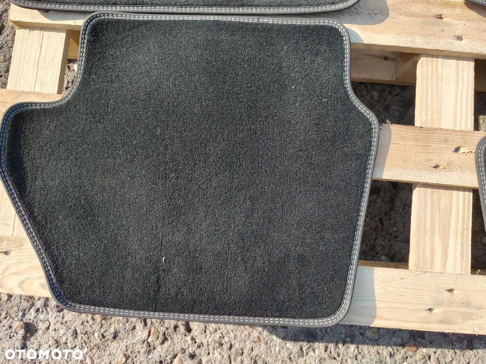 FORD PUMA ST DYWANIKI WELUROWE KOMPLET EUROPA ORGINAŁ - 4