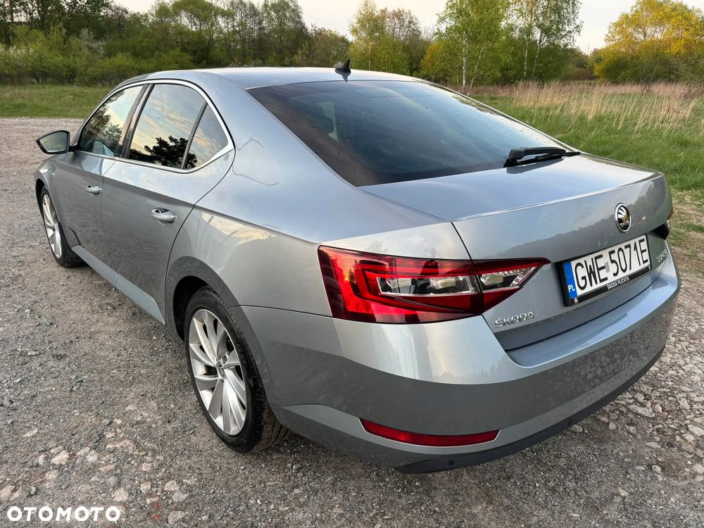 Skoda Superb 2.0 TDI L&K - 24