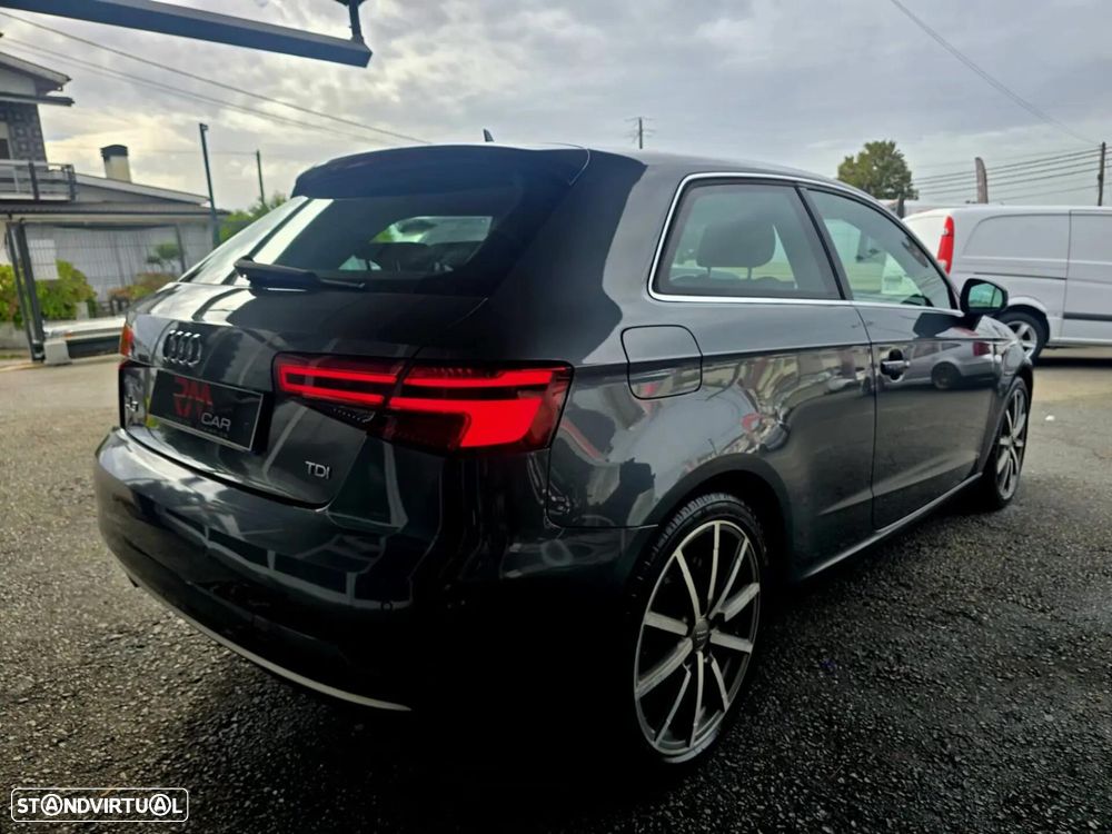 Audi A3 1.6 TDI S-line - 5